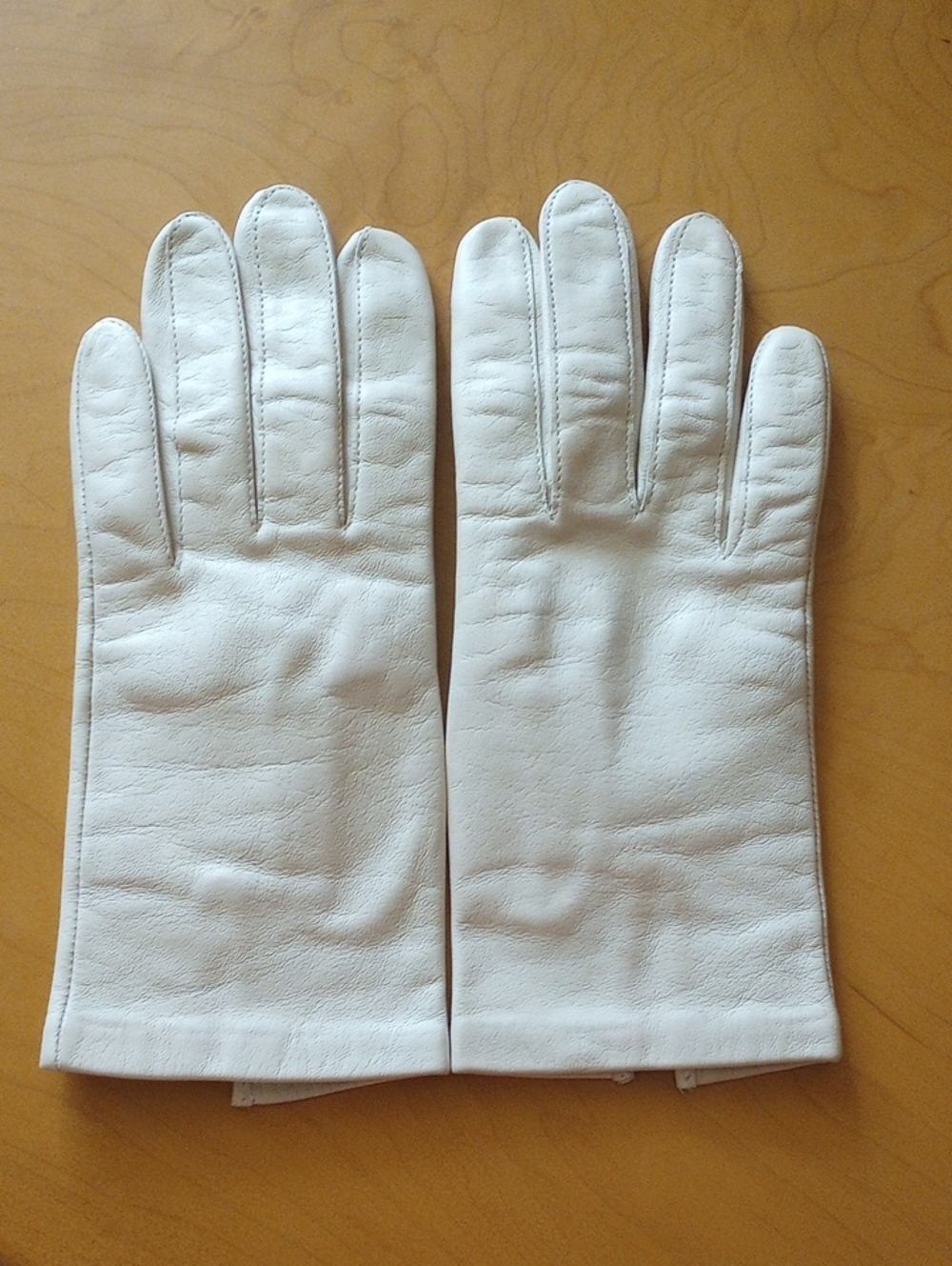 Classic Cream Leather Women's Gloves 7M - Picture 12 of 13